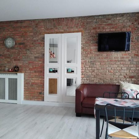 Apartament W Kamienicy Przy Plantach Kalisz  Bagian luar foto